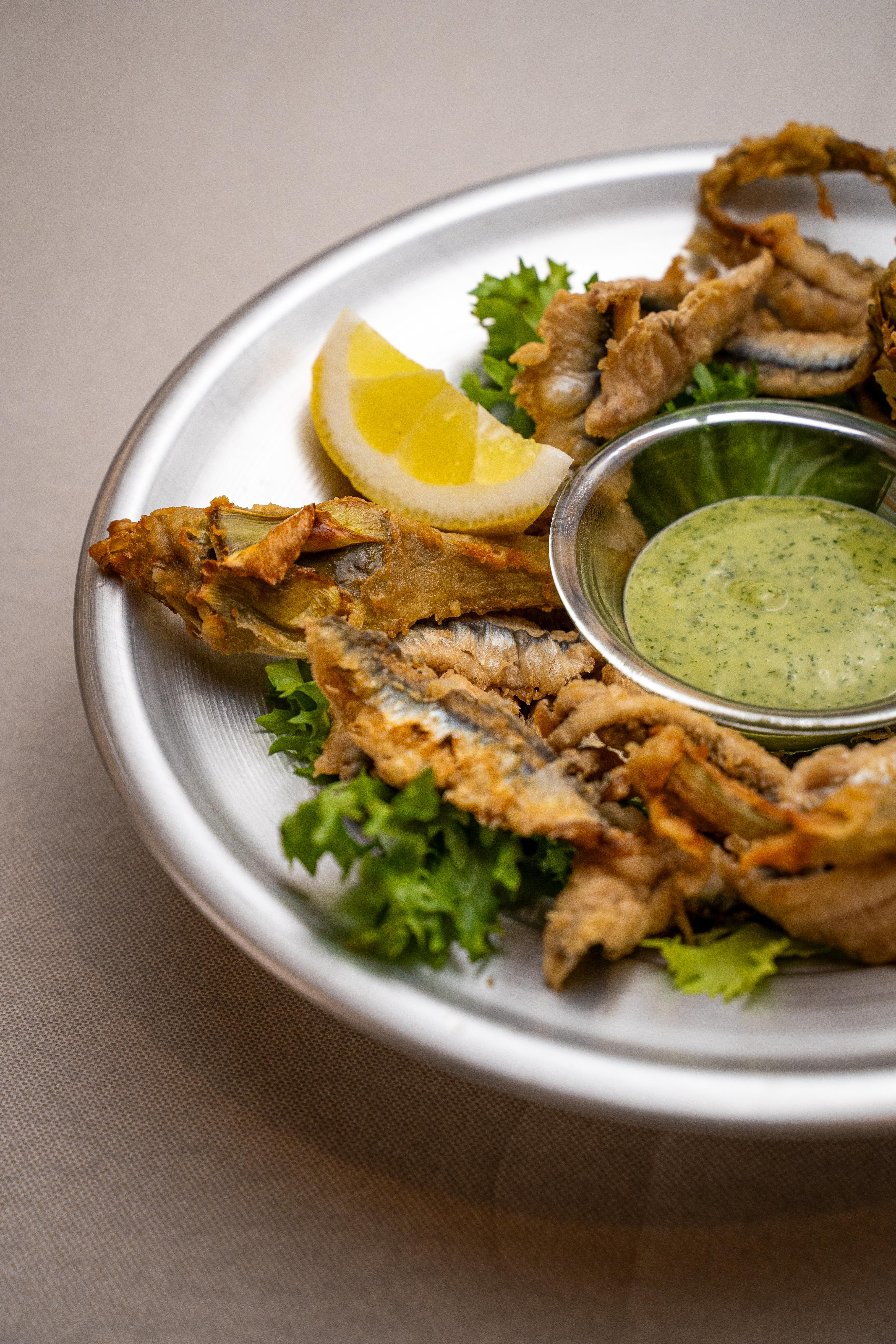 Piatto di fritto di pesce di Cucina Osteriadamare